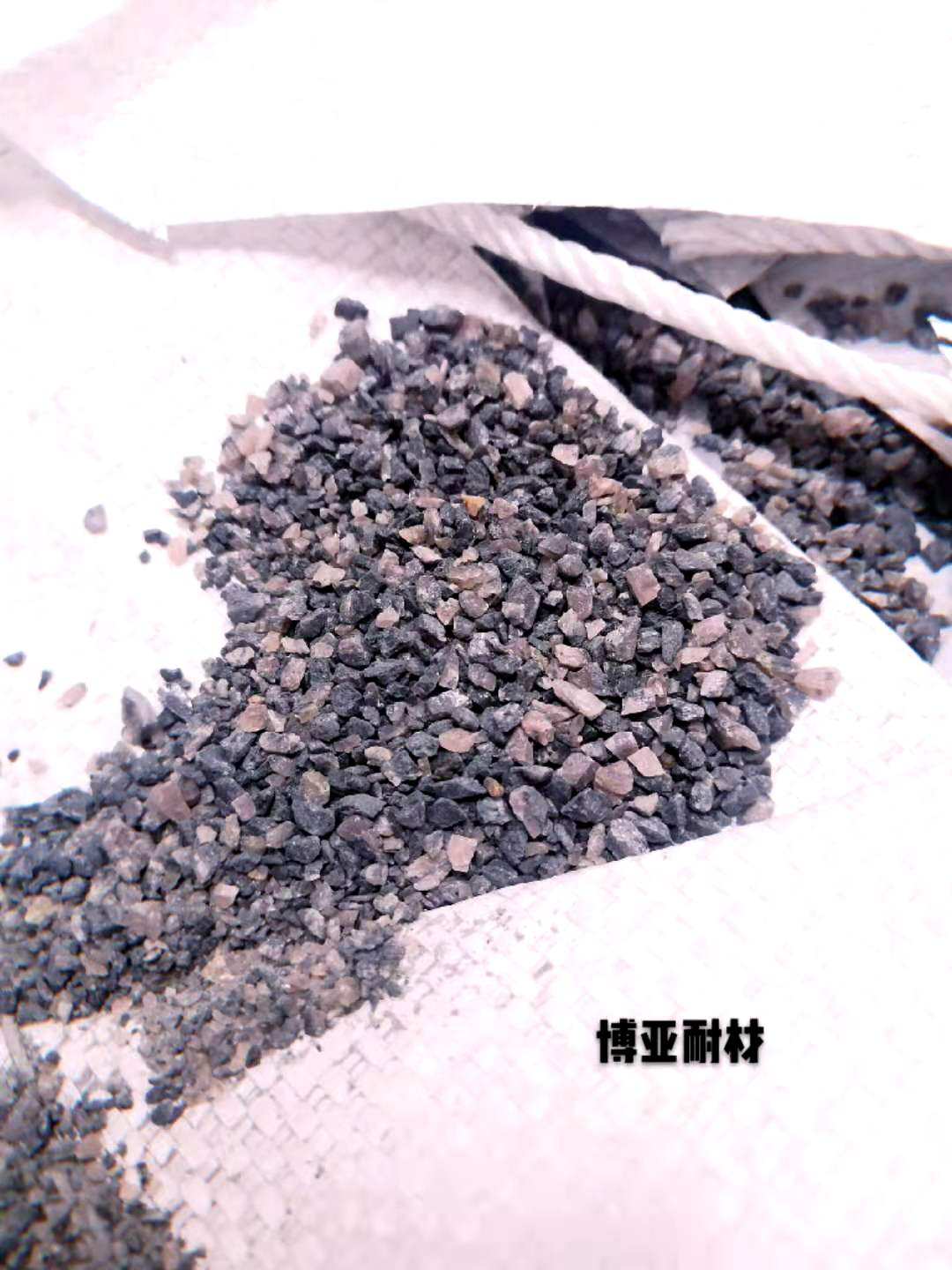 现货供应郑州博亚耐火材料57#1-3红柱石红柱石精粉性能可靠