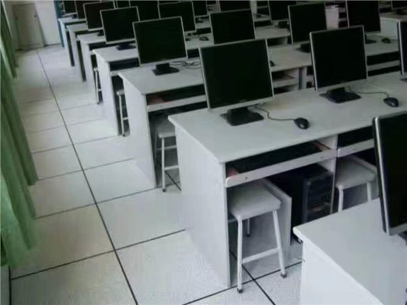 河南教学电脑桌+六边形微机桌——生产厂家