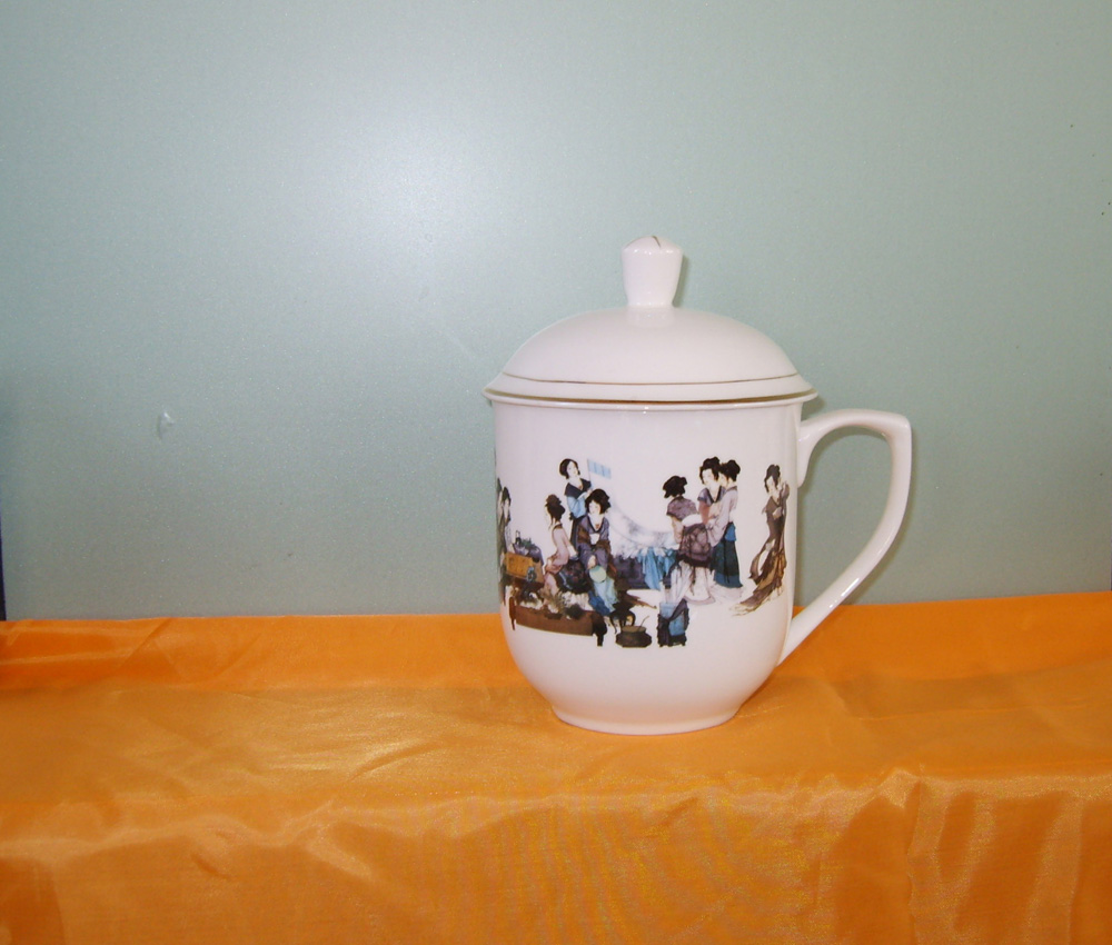 陶瓷茶杯泡茶