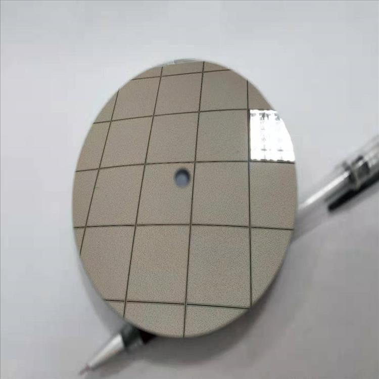 西安康宁光学玻璃打孔钻孔 仪表玻璃细孔加工厂家 个性加工