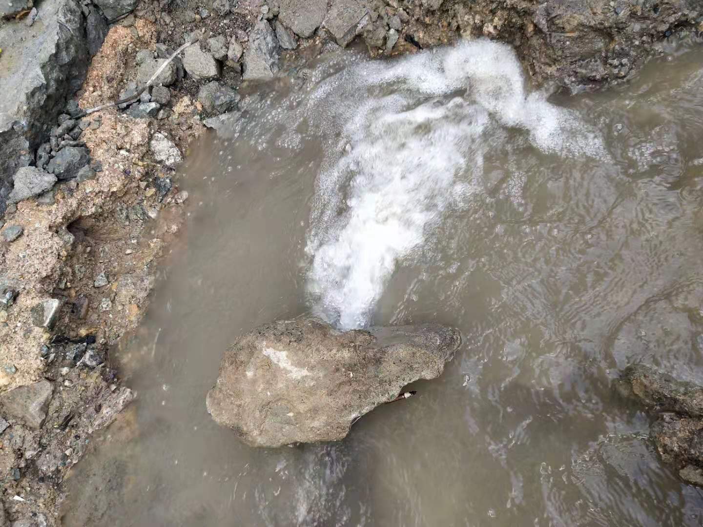 广州埋地给水管道漏水检测、地下水漏水检测