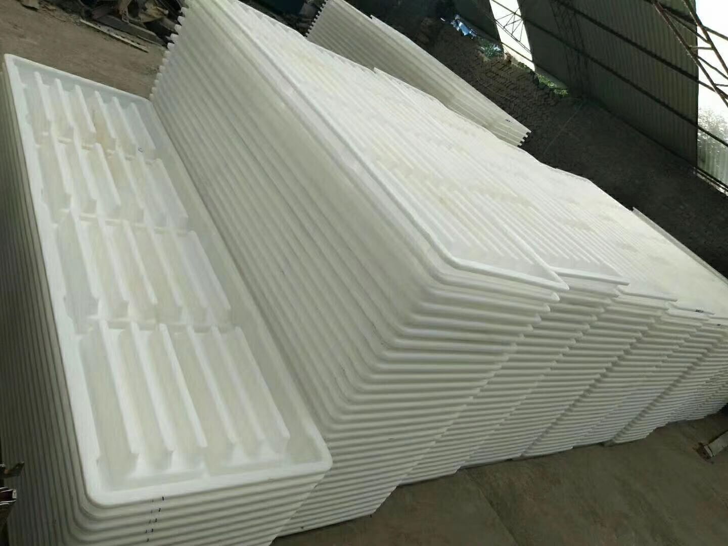 星恒机械漏粪板模具猪用产床限位栏水泥板羊床塑料漏粪地板模具加厚中欧式