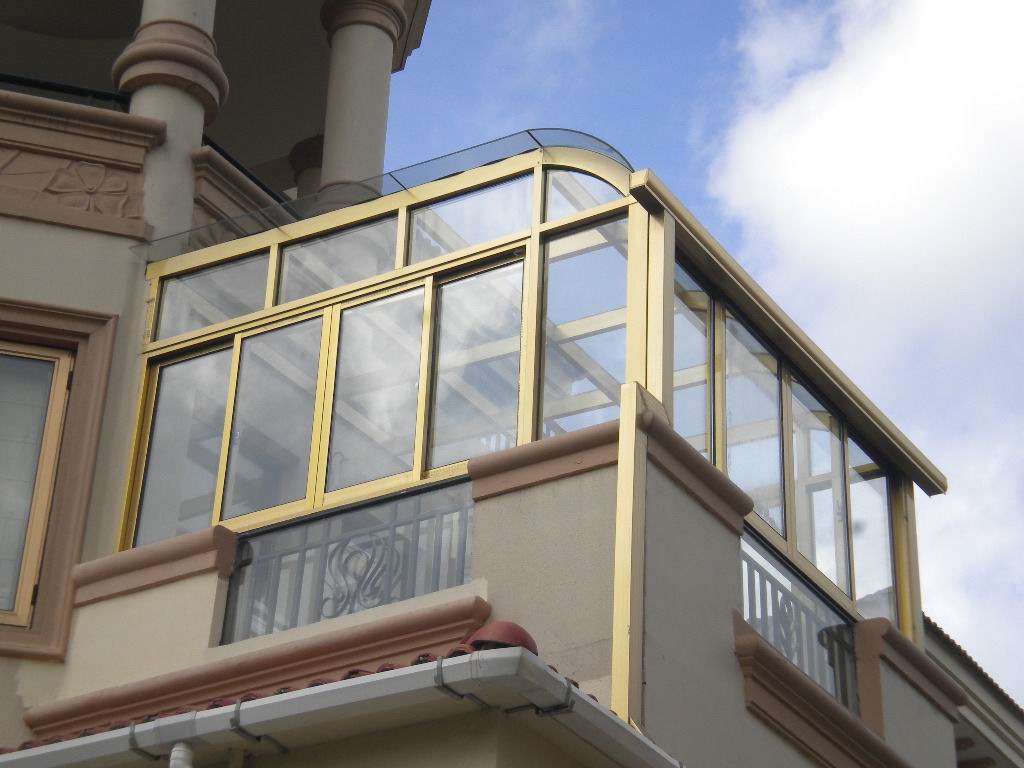 重庆铝合金门窗封阳台销售安装