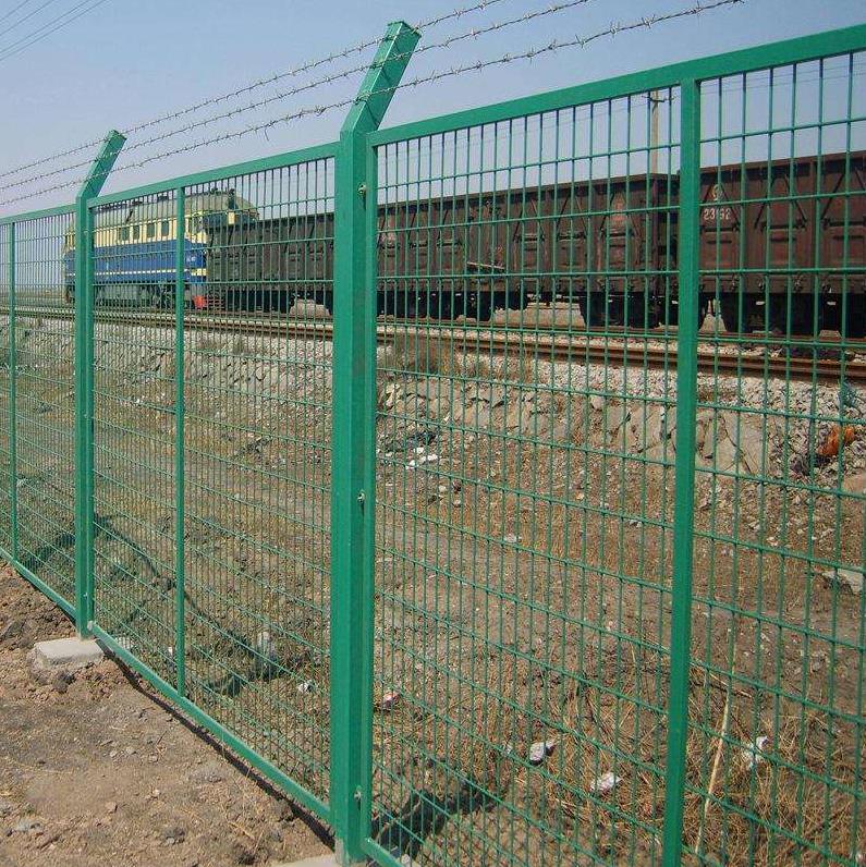 亚奇生产厂家-广州机场护栏网-铁丝网