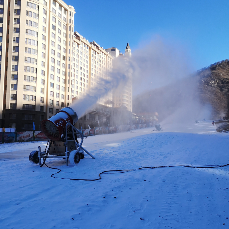 衡水人工造雪机制雪过程 滑雪场国产造雪机维护