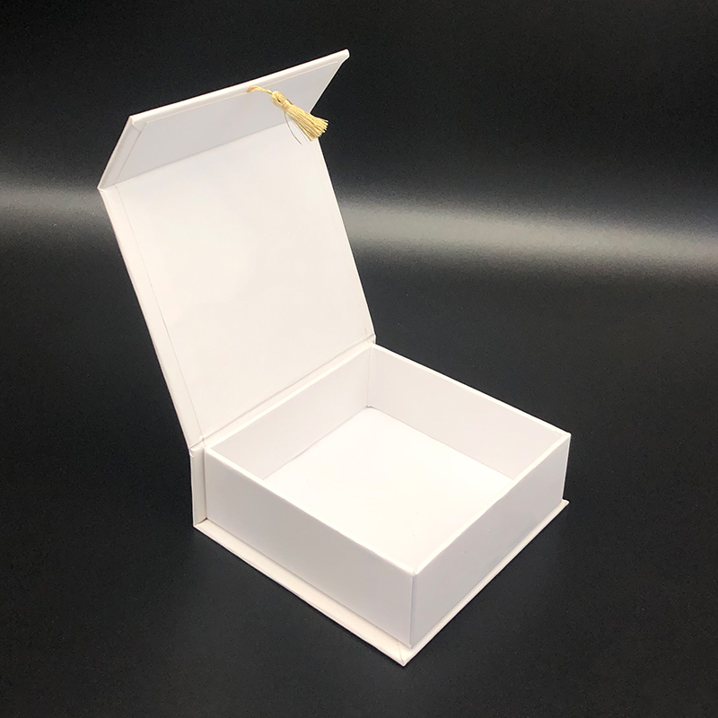 YB1202 定做书型盒彩盒印刷纸盒磁铁翻盖纸盒