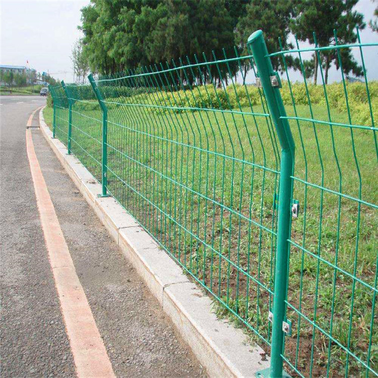 草绿色双边丝护栏 铁丝网围网圈地圈果园 养殖地护栏网隔离栅栏