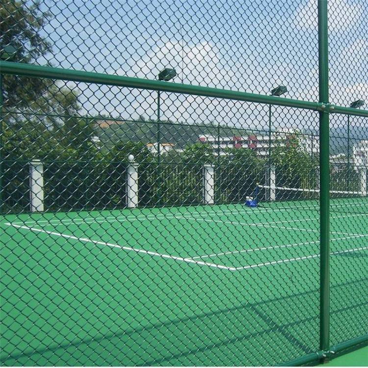 体育球场围网护栏网价格 操场球场防护网围栏网厂家