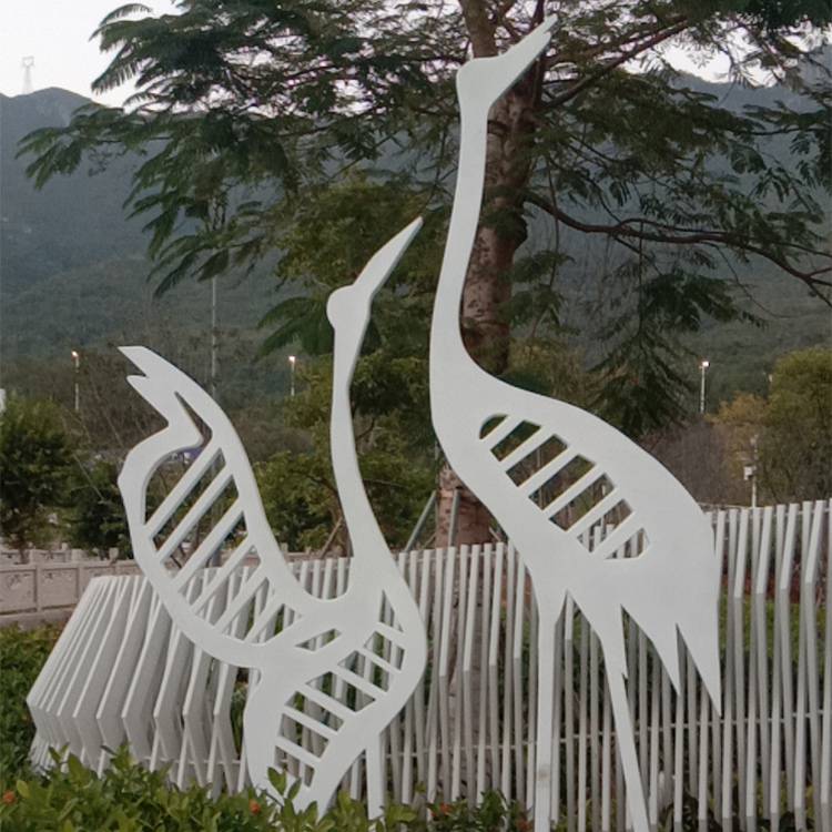不锈钢仙鹤雕塑水 白鹭雕塑工厂定做雕塑现货