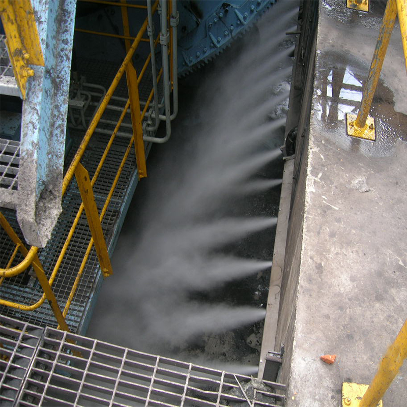 甘肃煤场微米级干雾抑尘系统厂家 喷雾机水箱 万向节喷头