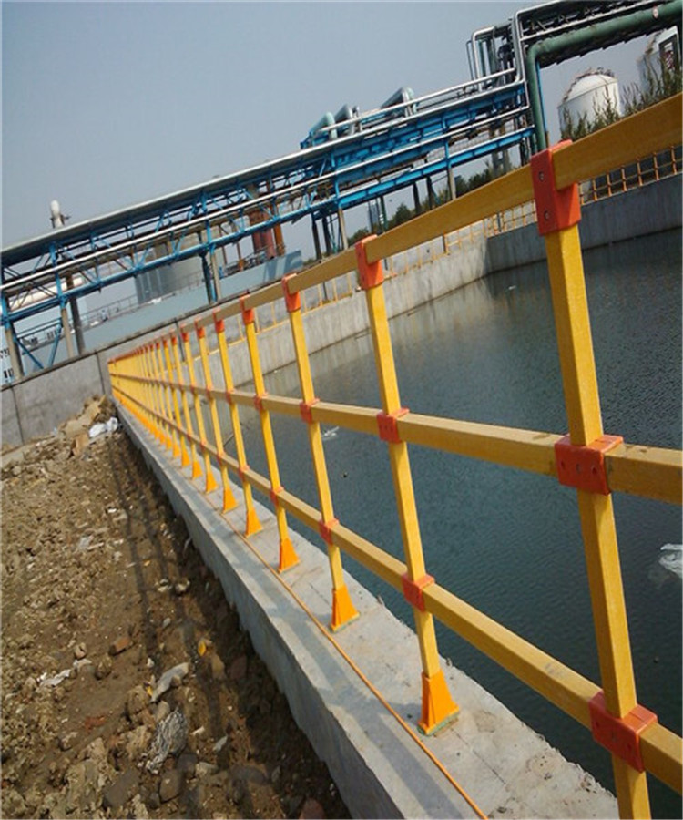 深圳玻璃钢栏杆厂家-玻璃钢栏杆施工
