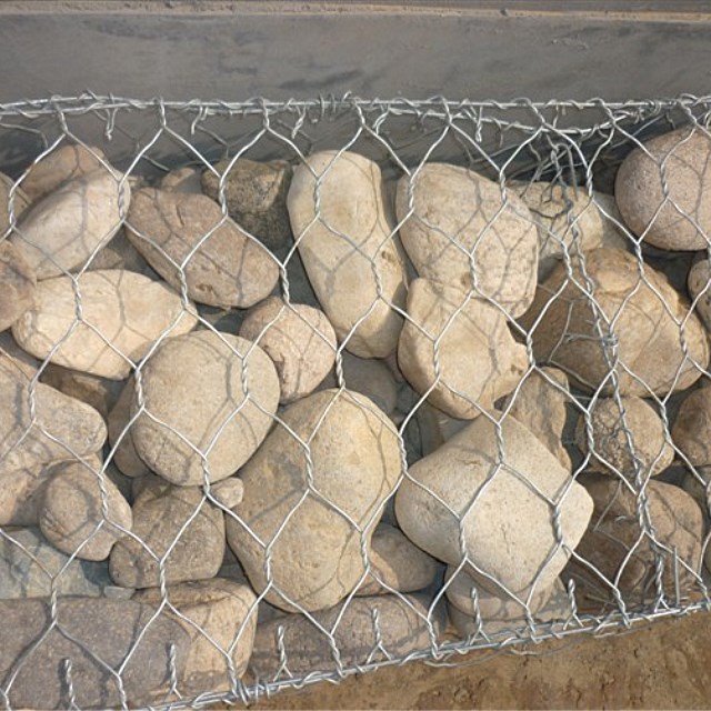 三亚格宾石笼网，三亚石笼网箱， 三亚铅丝石笼厂家