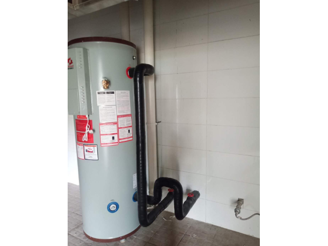 郑州后盾容积式燃气热水器图片 来电咨询 欧特梅尔新能源供应