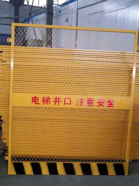 广西基坑护栏生产厂家铁马锌钢护栏公路户外工地防护围栏**道路铁艺临时演出隔离围挡