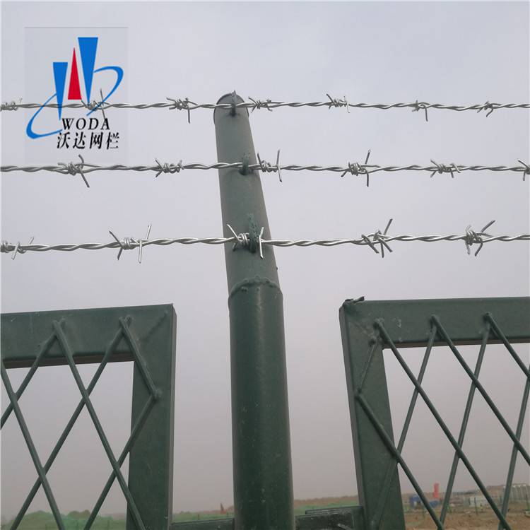 钢板网护栏菱形孔护栏**道路护栏厂区围墙护栏公路护栏