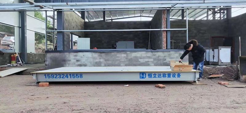 贵州铜仁地磅秤3*16米120吨安装成功