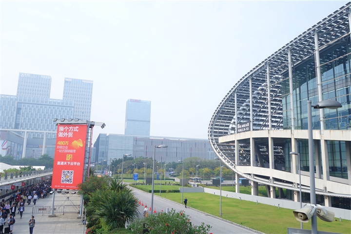 谁知道怎么申请2024年中国香港照明展展位