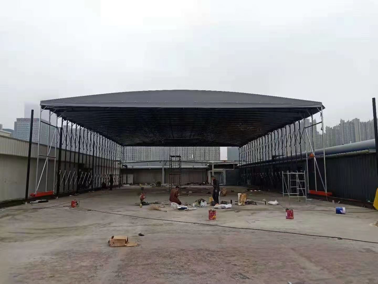 吐鲁番电动伸缩雨棚厂家 按需定制 悬空电动推拉篷