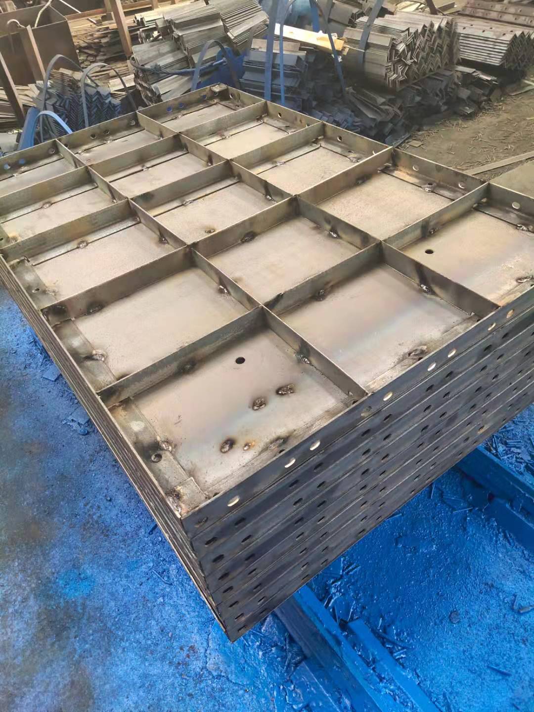 钢模板怎么卖 钢模板一吨几多钱