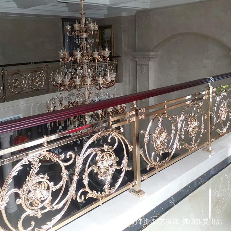 天长铜楼梯雕花铜艺楼梯扶手 流线型的雕花设计