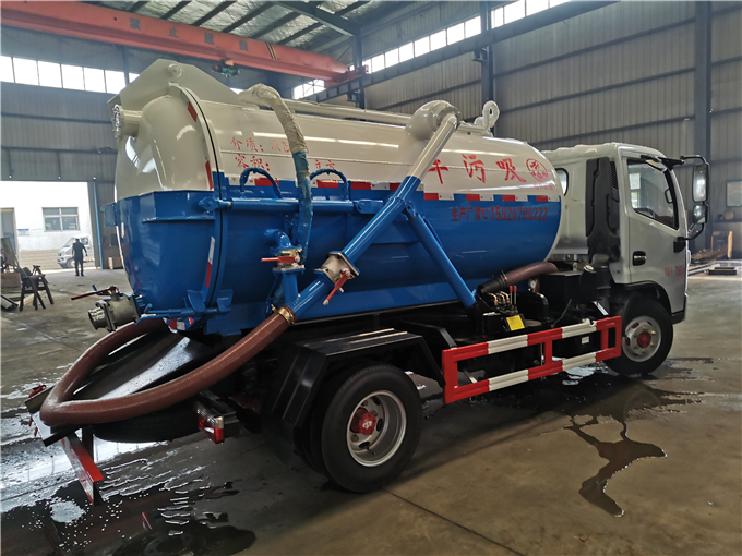 液态泥密封运输车