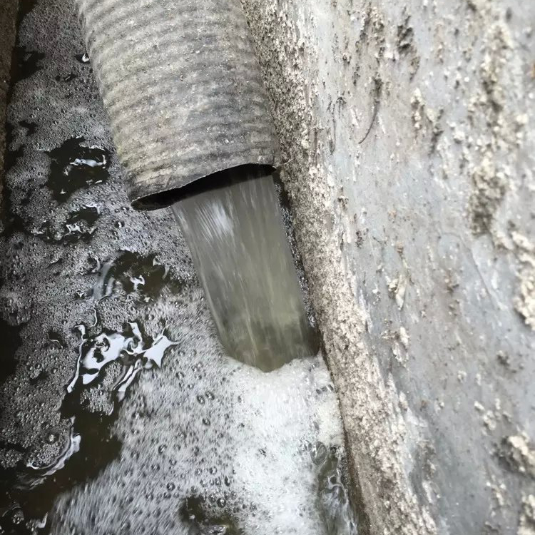 石龙镇工业污水固液分离处理