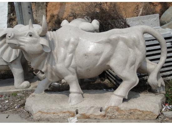 石雕牛雕塑 公园动物雕塑 公园石雕牛雕塑厂家