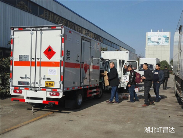 湖北危废运输车