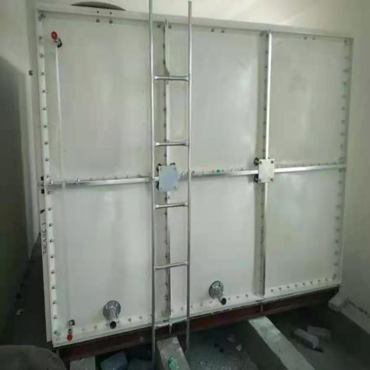 螺栓式地下室用水箱玻璃钢封闭水箱​