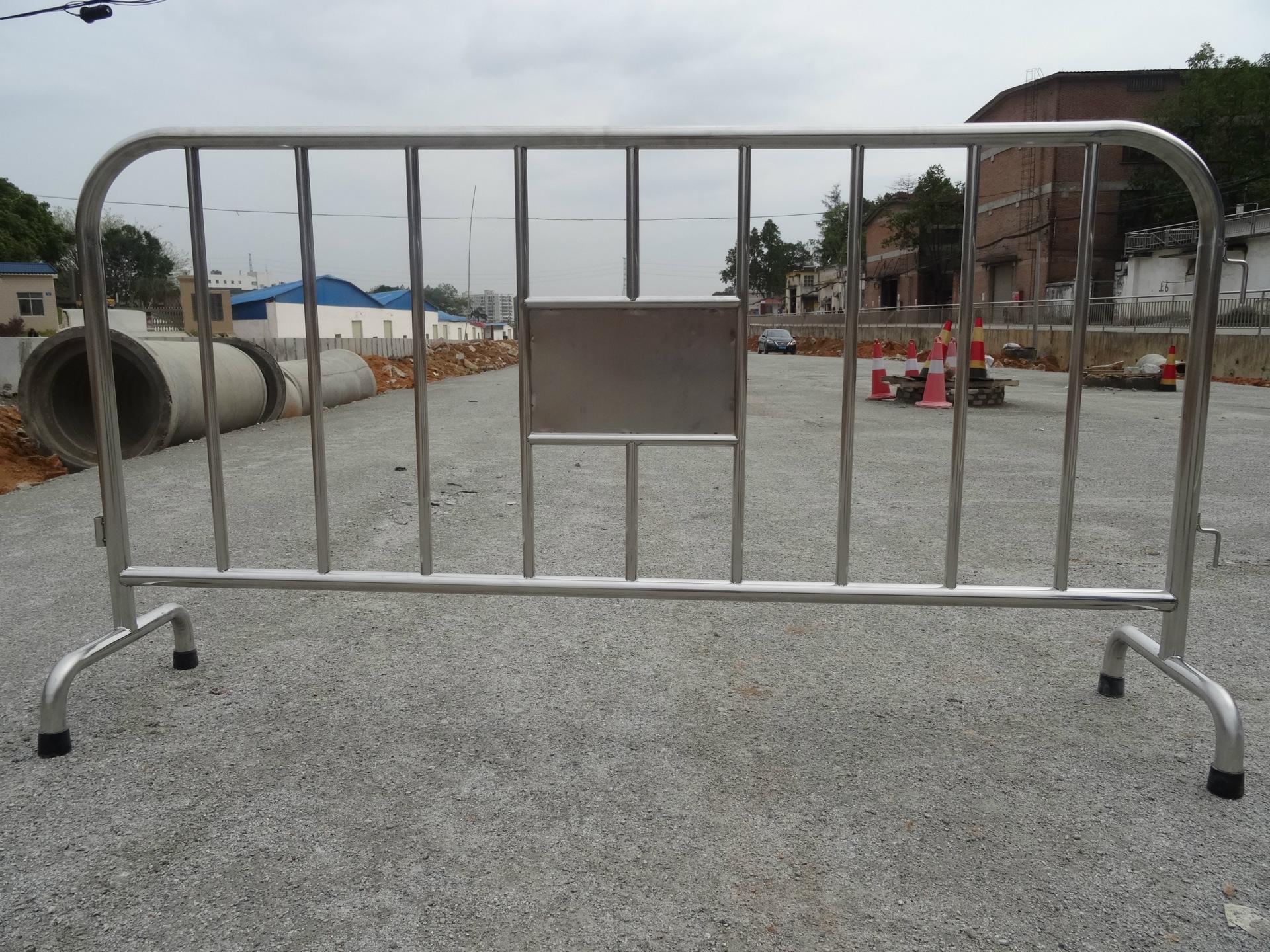 铁马护栏不锈钢材质耐磨耐用可按需定制