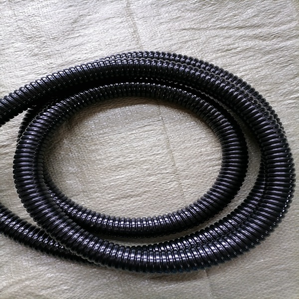 中衛銷售包塑鍍鋅金屬軟管 Φ12黑色包塑穿線蛇皮管