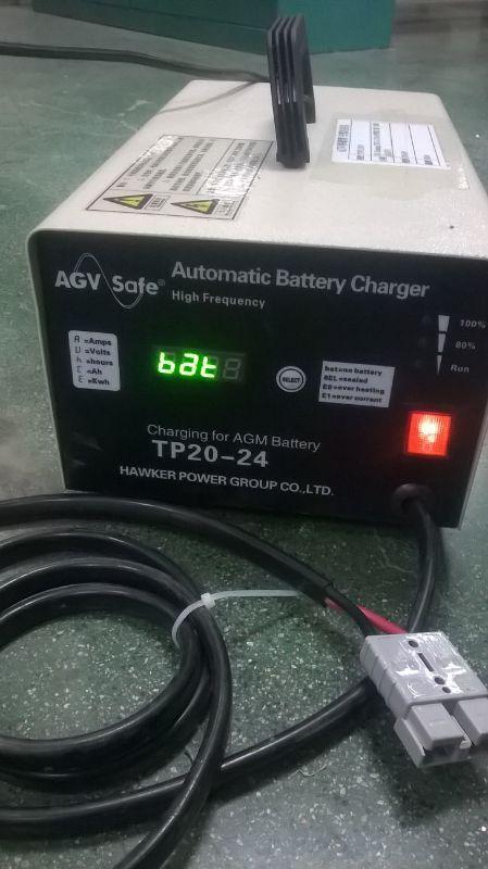 霍克锂电池充电器EV9-96/96V9A自动回充