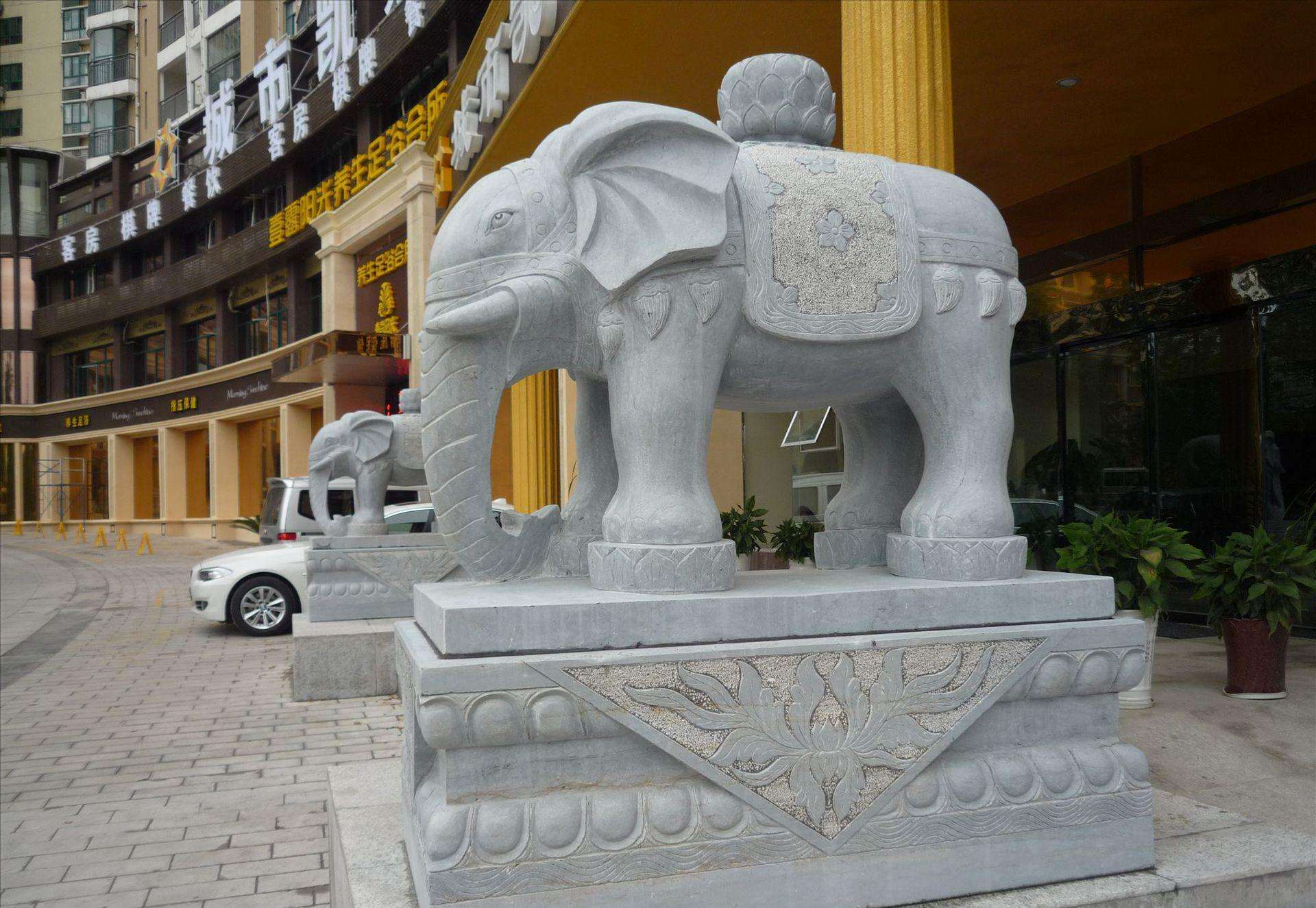 郴州汉白玉大象雕塑