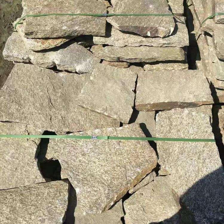 挡墙和石垒墙 北京碎拼石批发厂 板岩乱形碎拼