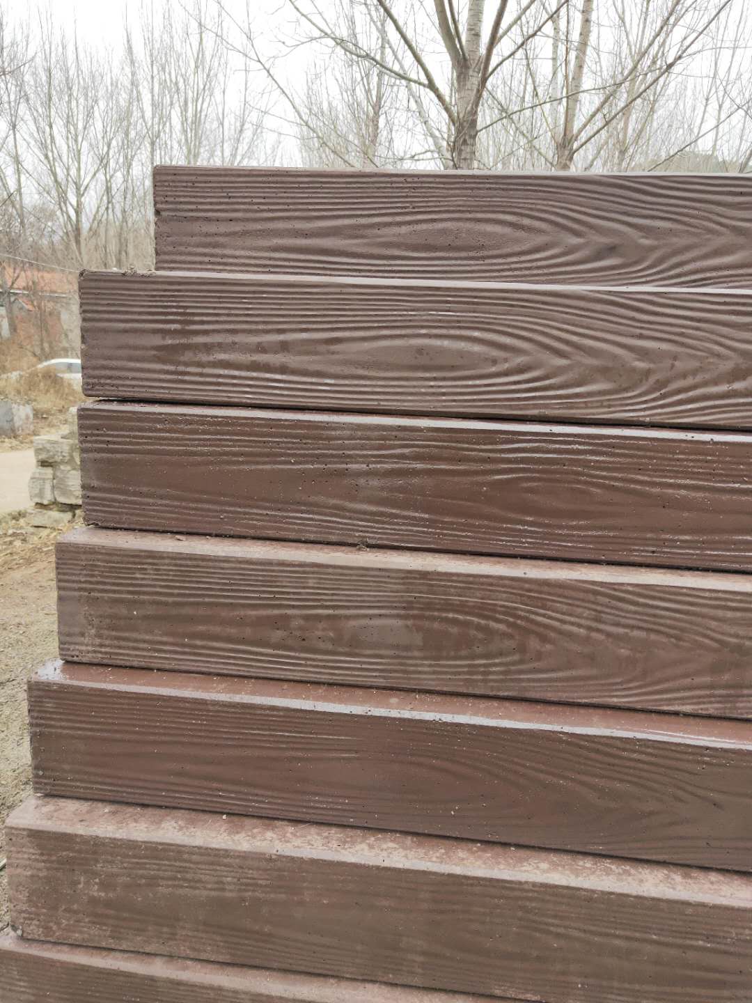 太原水泥铺板生产厂家 水泥仿木纹理铺板