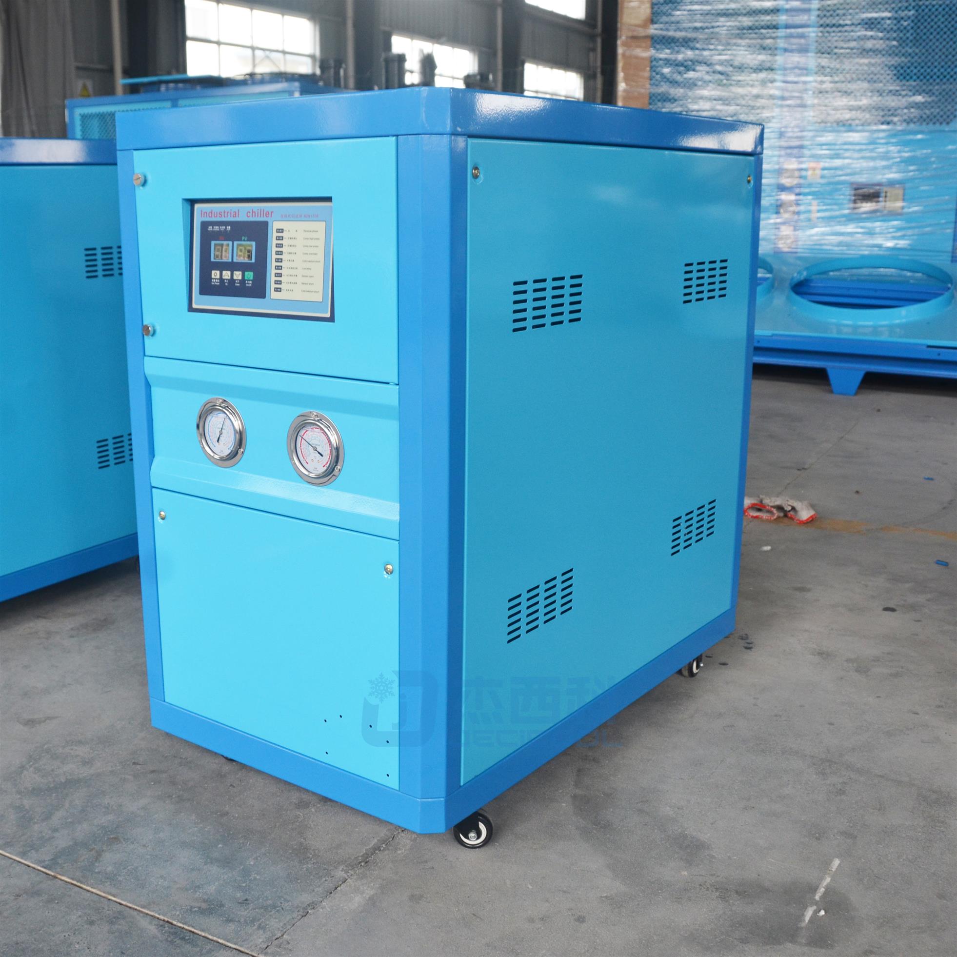 青岛工业冷水机 ５HP挤出机生产用水冷冷水机 免费出方案