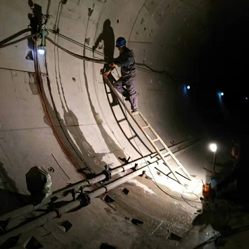 西宁隧道堵漏公司 地下室交接缝补漏