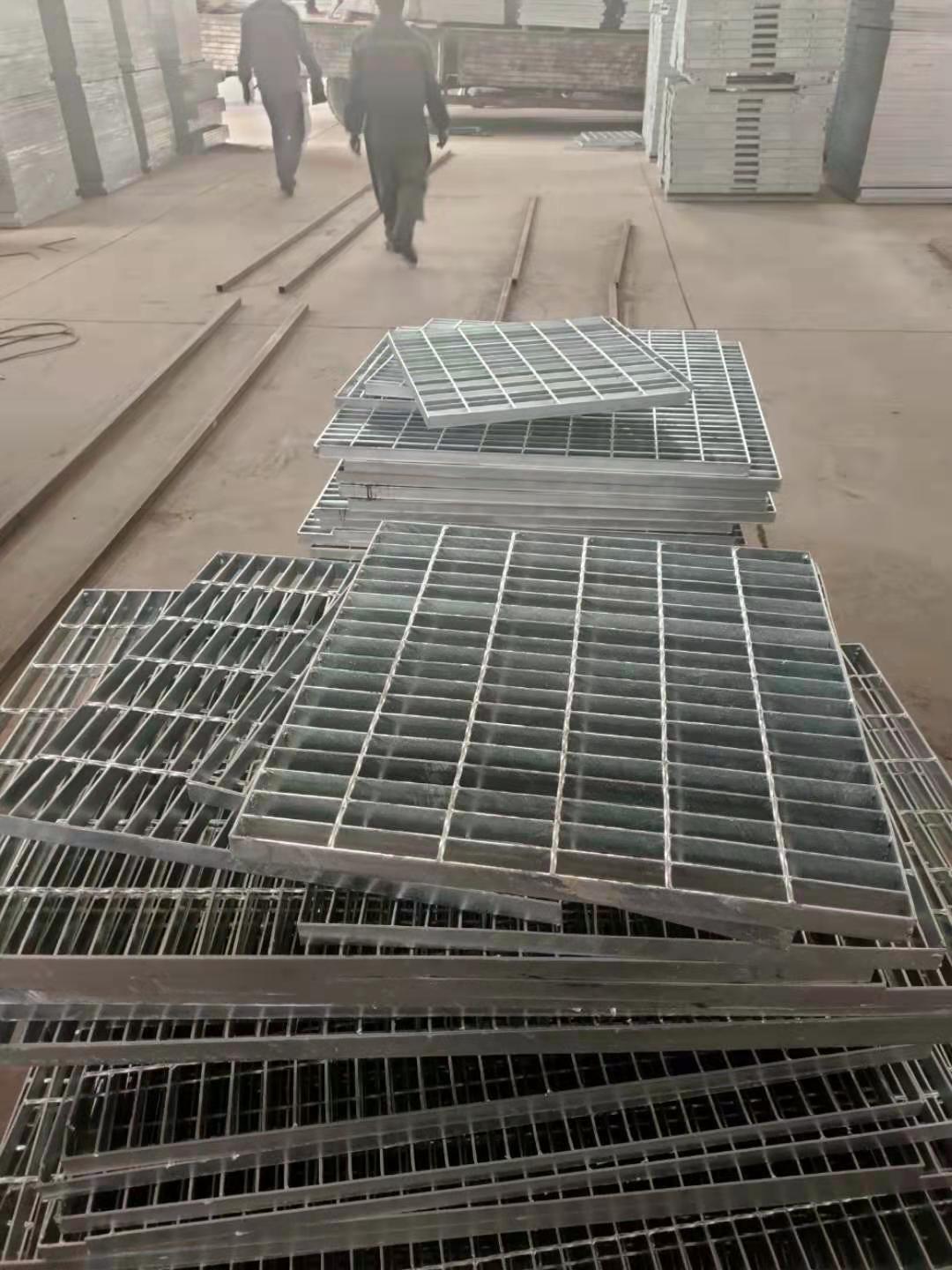 河北热镀锌互插钢格板厂家 插接型钢格板 插接钢格板