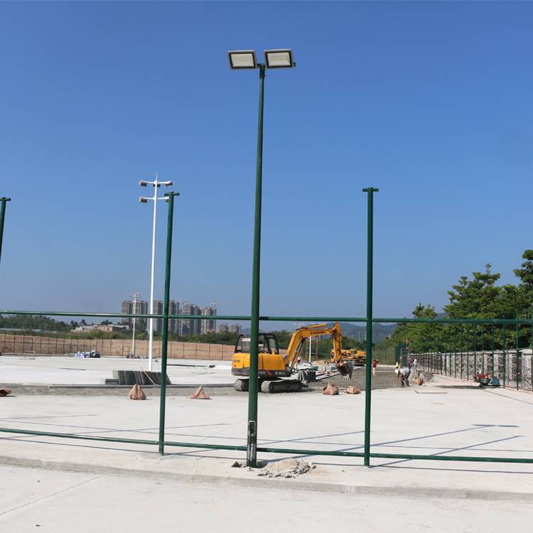 佛山篮球场灯杆高度 工厂7米球场灯杆 户外球场灯杆安装位置说明