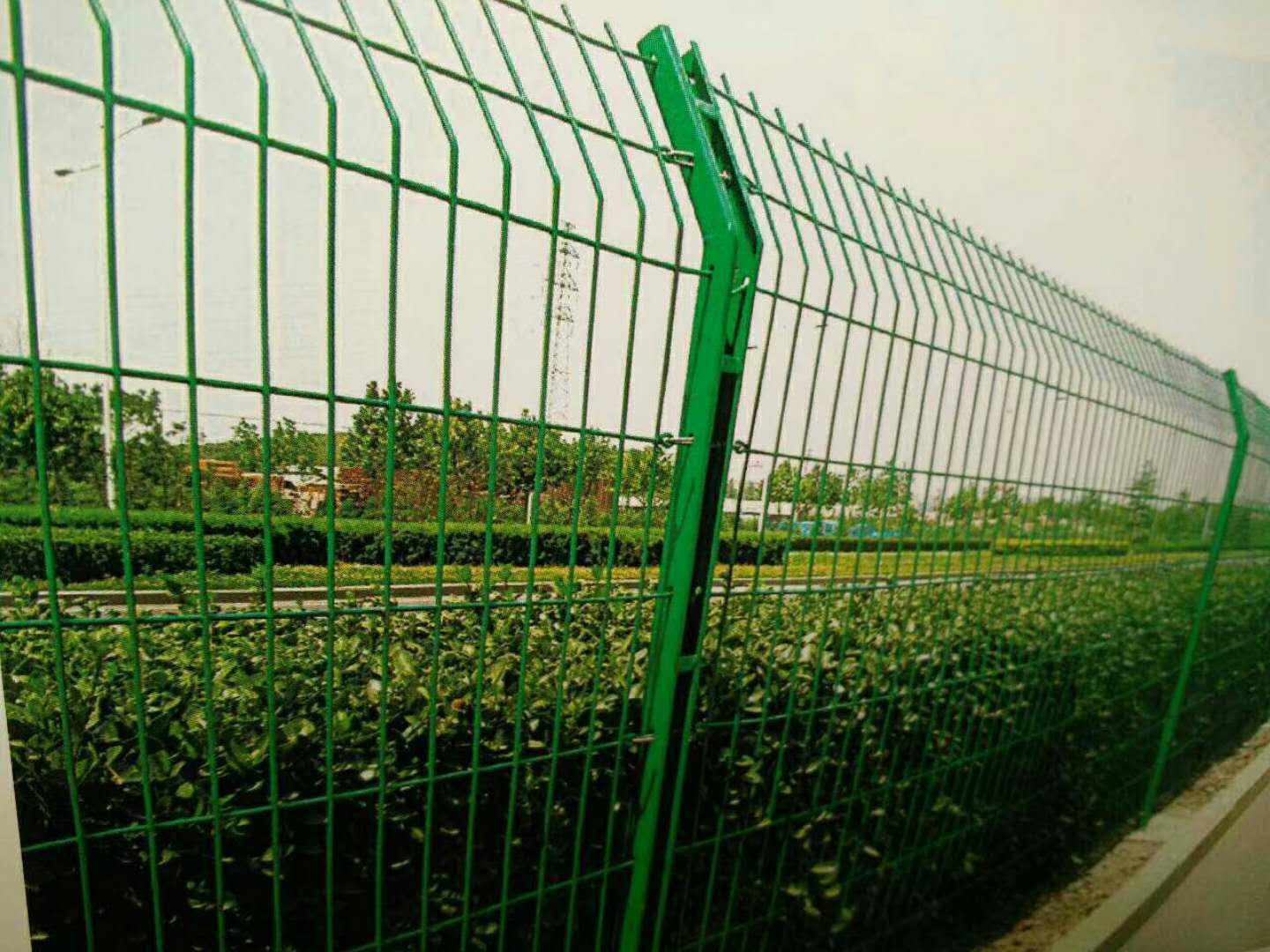 护栏网金属网围栏钢丝网养殖圈地网基坑防护网