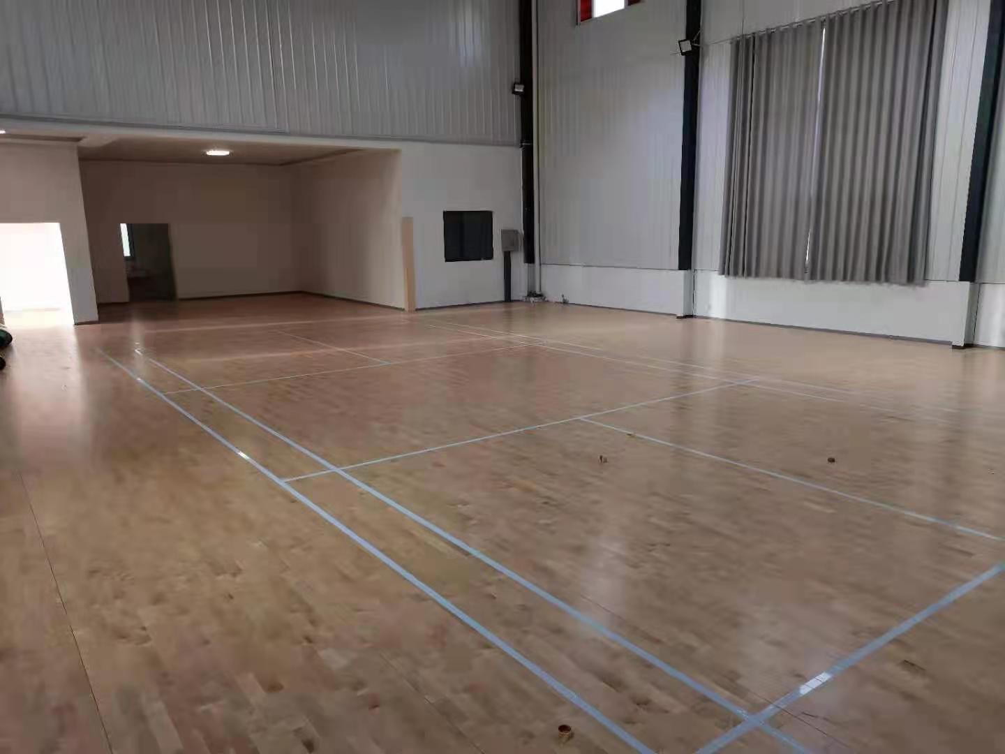银川篮球馆枫木运动木地板 安装