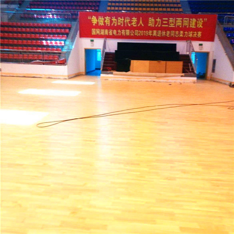 太原體育館運動木地板定制