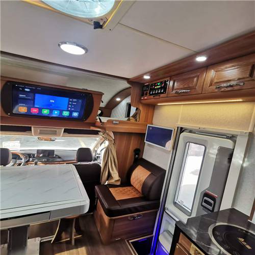 国六大通v90房车 c型大额头房车 内蒙古乡村旅游房车