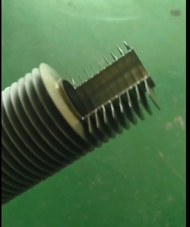 螺旋翅片管激光焊机