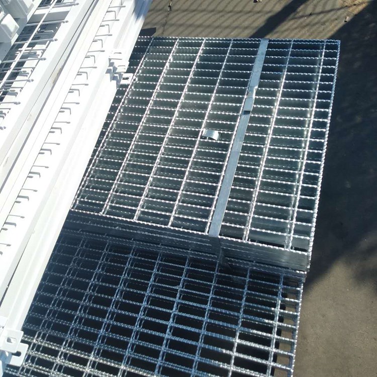 供应防滑不锈钢钢格板 可定制Q235钢格板 平台洗车房排水沟钢格栅