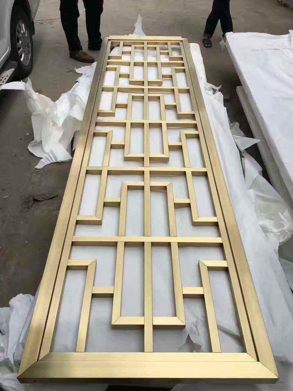 深圳不锈钢钛金拉丝屏风创意定制屏风
