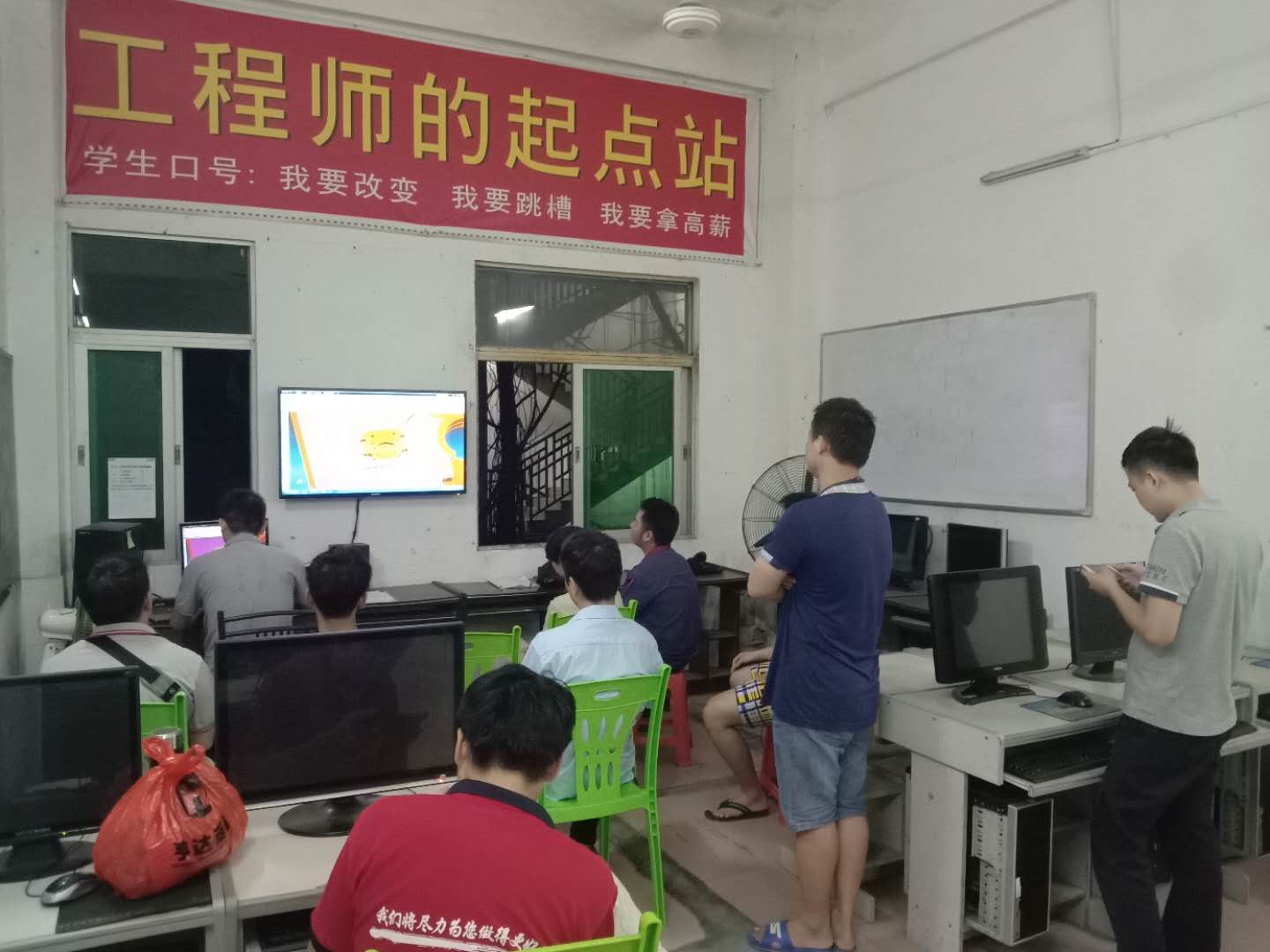 东莞市正规的cnc编程学习入门培训中心 免费咨询