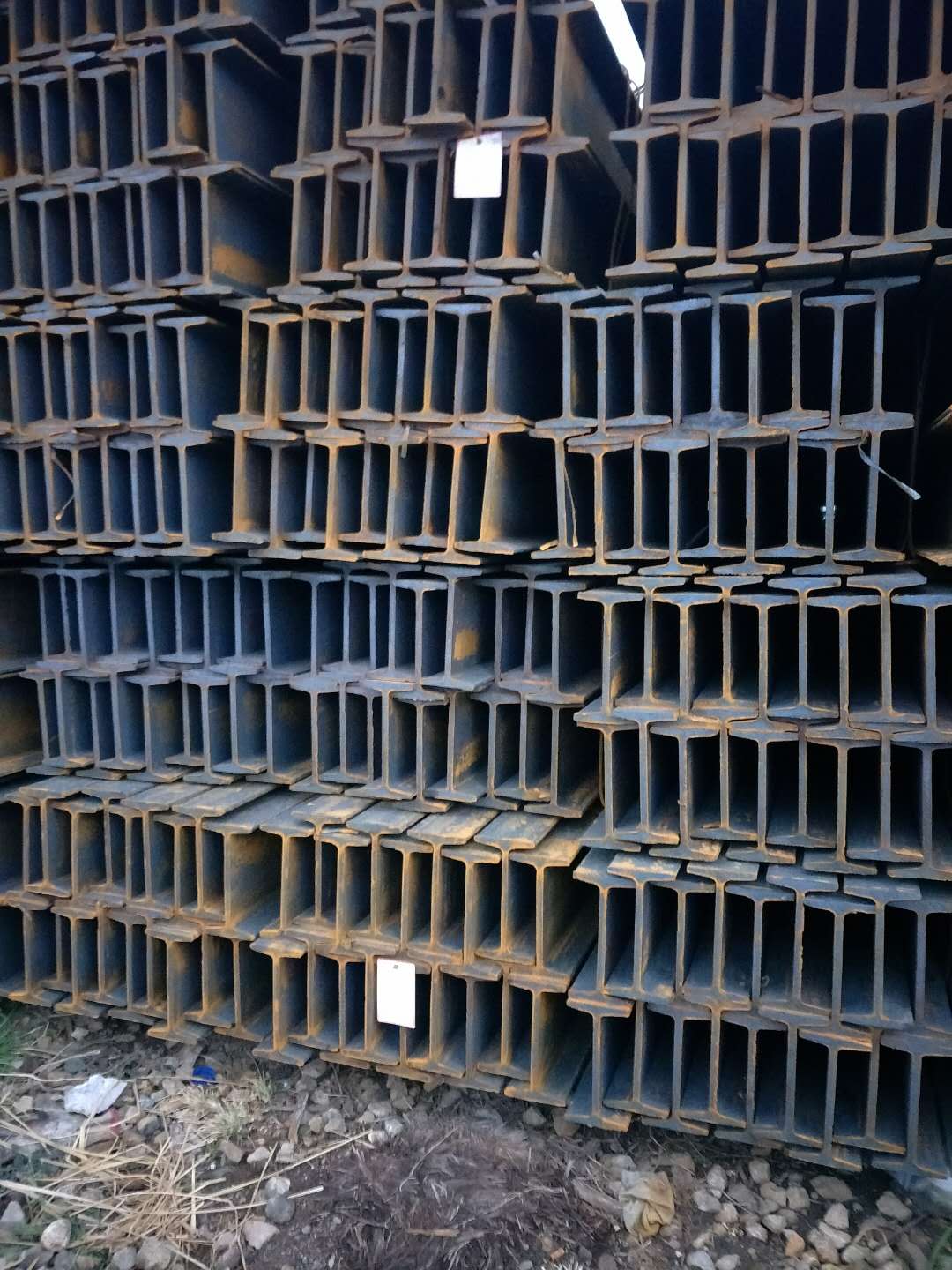 銅仁工字鋼生產廠家 云南鋼板樁出租 工字鋼規格型號表
