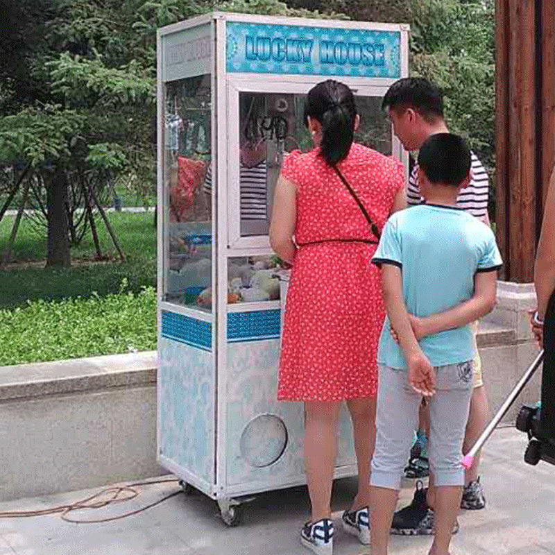 北京电玩抓娃娃机出租夹礼品设备租赁大力士锤扭蛋机