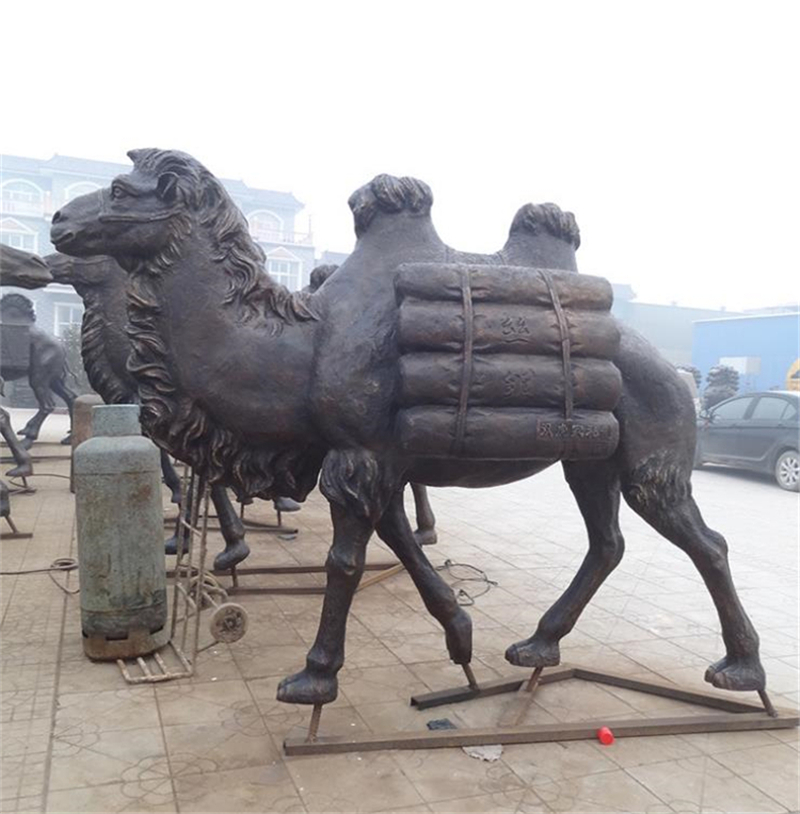铜骆驼雕塑，铸铜雕塑加工厂家